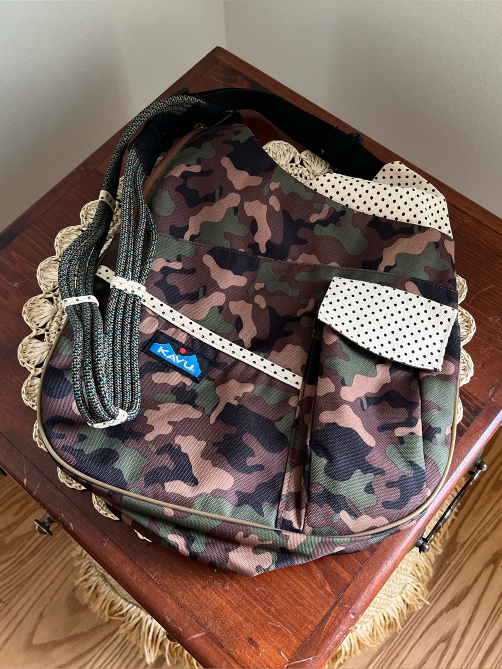 Kavu Camouflage/Polka Dot Women's Cross Body